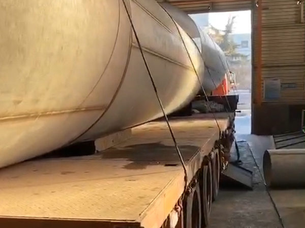 不銹鋼管發(fā)貨